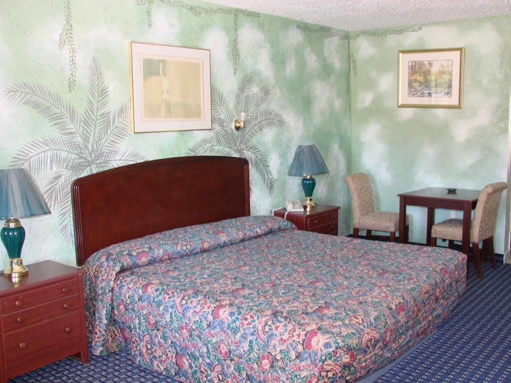 Guest Inn And Suites Houston Exteriör bild